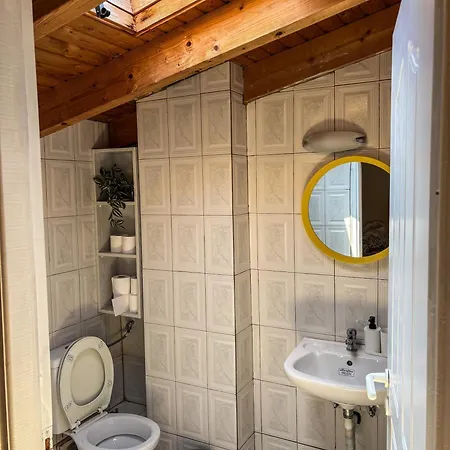 Apartment Sea Breeze Kamena Vourla